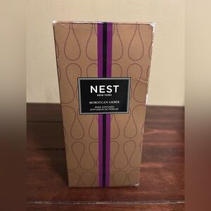 Nest New York Moroccan Amber Reed Diffuser 5.9 fl oz. Sealed. New. Box Damaged